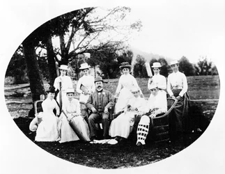 Kvinders crickethold, ca. 1870